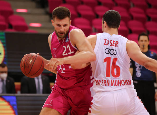 表现同样给 表现同样给