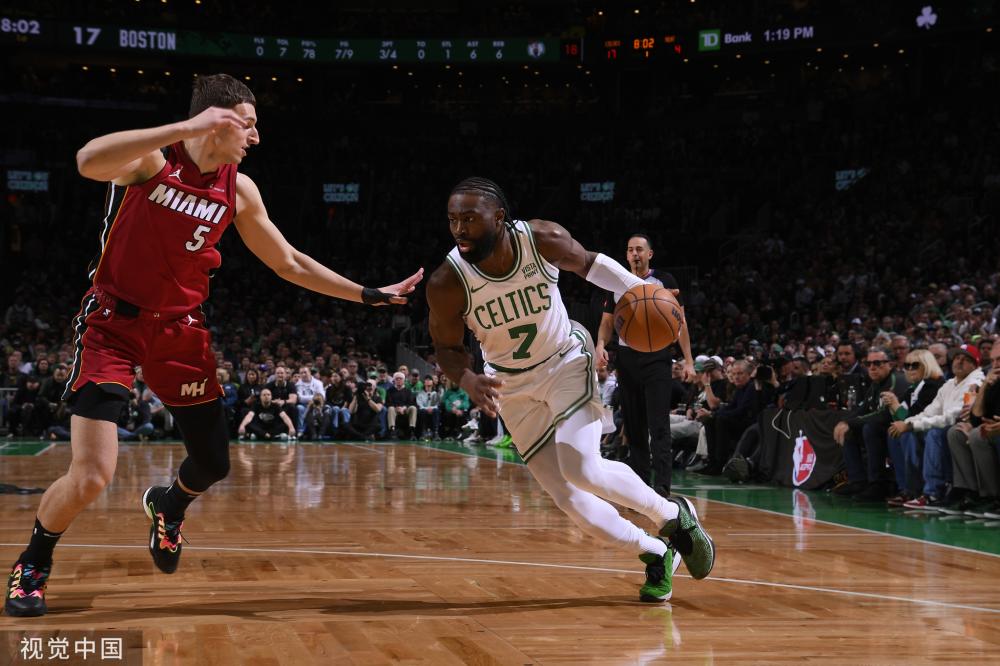 卧室的床板 卧室的床板