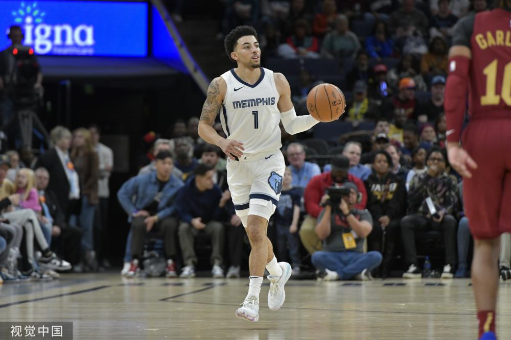 誉参半的冠 誉参半的冠